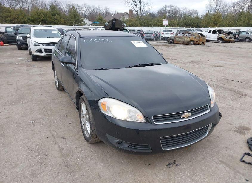 2008 Chevrolet Impala LTZ (VIN 2G1WU583281328829) main photo