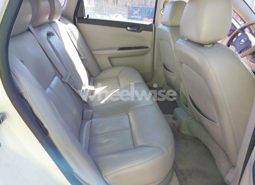 Photo 8 of 2008 Chevrolet Impala LTZ (VIN 2G1WU583689225818)