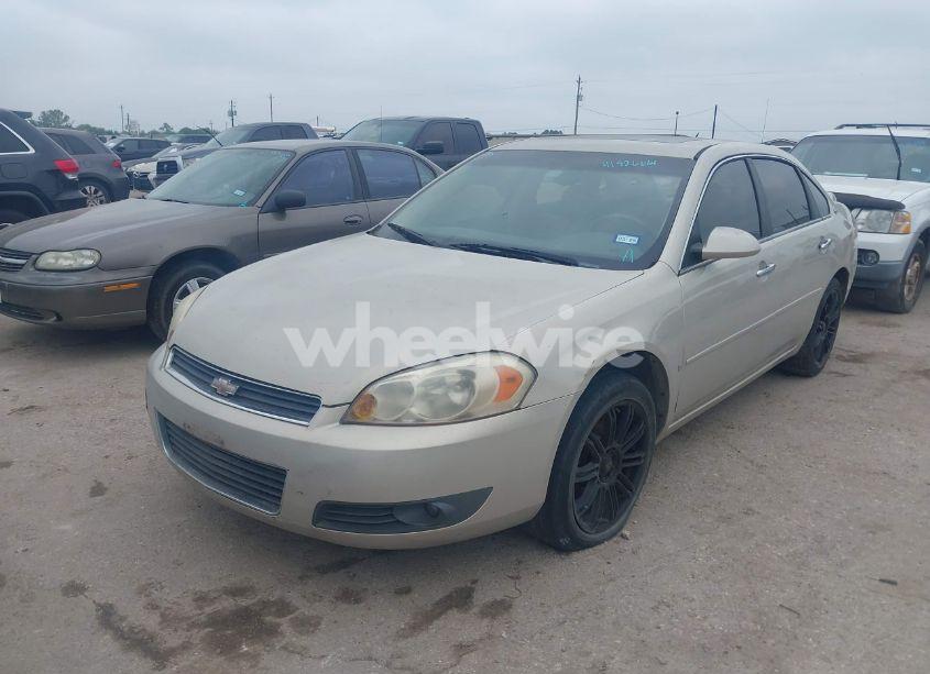 Photo 2 of 2008 Chevrolet Impala LTZ (VIN 2G1WU583689258236)