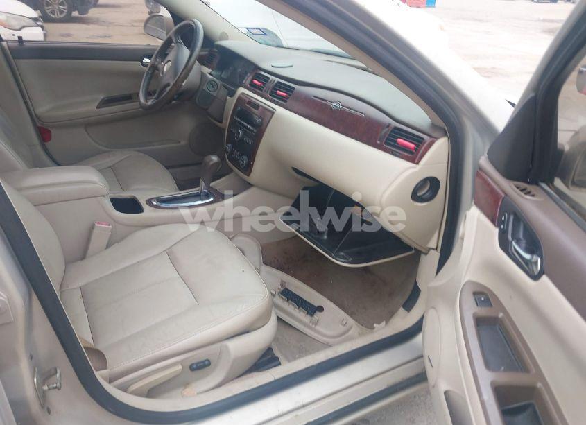 Photo 5 of 2008 Chevrolet Impala LTZ (VIN 2G1WU583689258236)