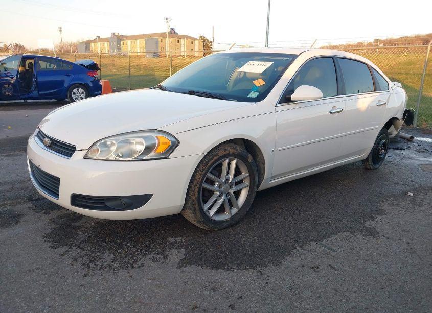 Photo 2 of 2008 Chevrolet Impala LTZ (VIN 2G1WU583881201521)