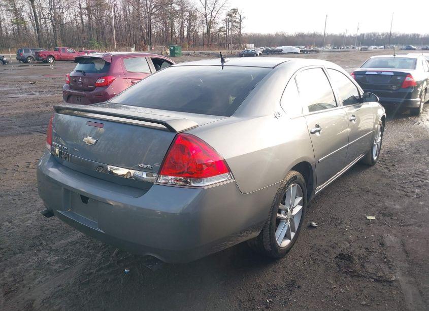 Photo 4 of 2008 Chevrolet Impala LTZ (VIN 2G1WU583889174922)
