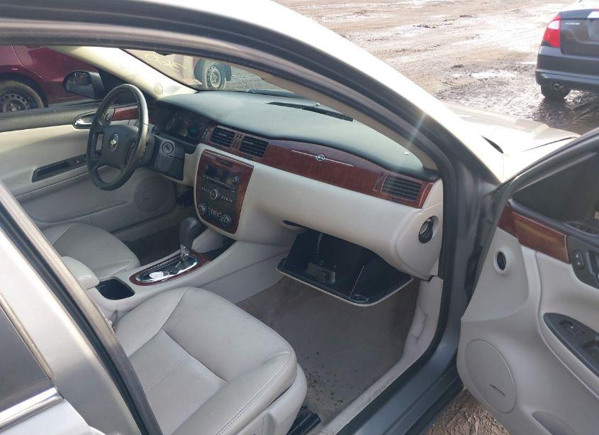 Photo 5 of 2008 Chevrolet Impala LTZ (VIN 2G1WU583889174922)