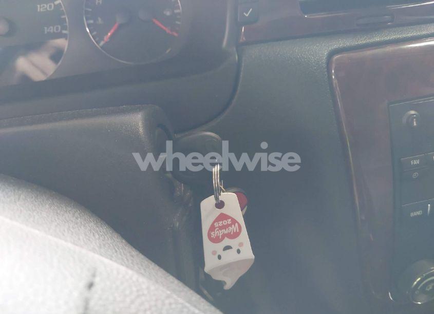 Photo 11 of 2008 Chevrolet Impala LTZ (VIN 2G1WU583889208339)