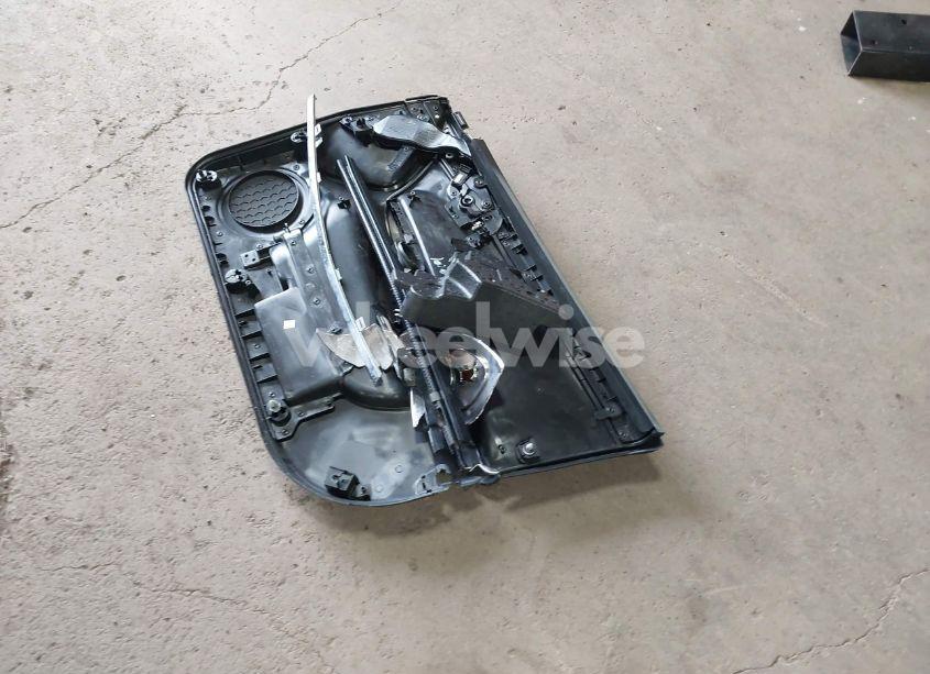 Photo 12 of 2008 Chevrolet Impala LTZ (VIN 2G1WU583889208339)