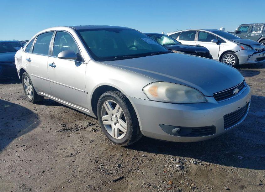 2007 Chevrolet Impala LTZ (VIN 2G1WU58R479182826) main photo