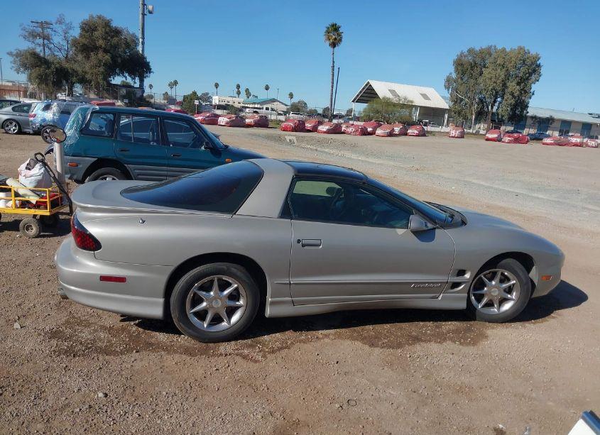 Photo 13 of 2001 Pontiac Firebird N/A (VIN 2G2FS22K012146384)
