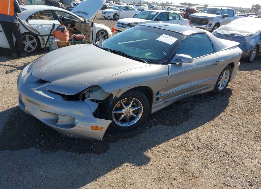 Photo 2 of 2001 Pontiac Firebird N/A (VIN 2G2FS22K012146384)