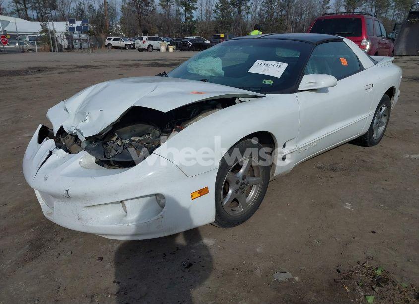 Photo 2 of 2001 Pontiac Firebird N/A (VIN 2G2FS22K112127746)