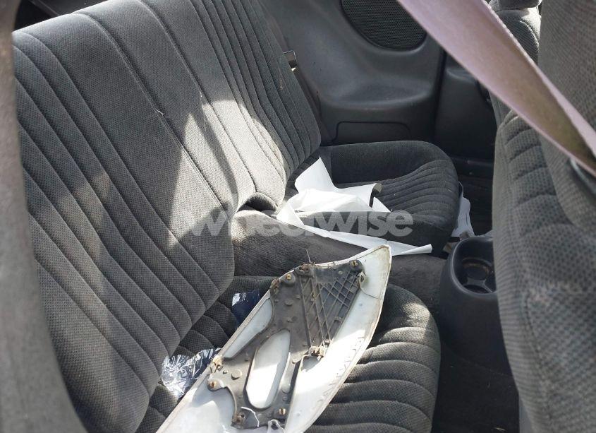 Photo 8 of 2001 Pontiac Firebird N/A (VIN 2G2FS22K112127746)