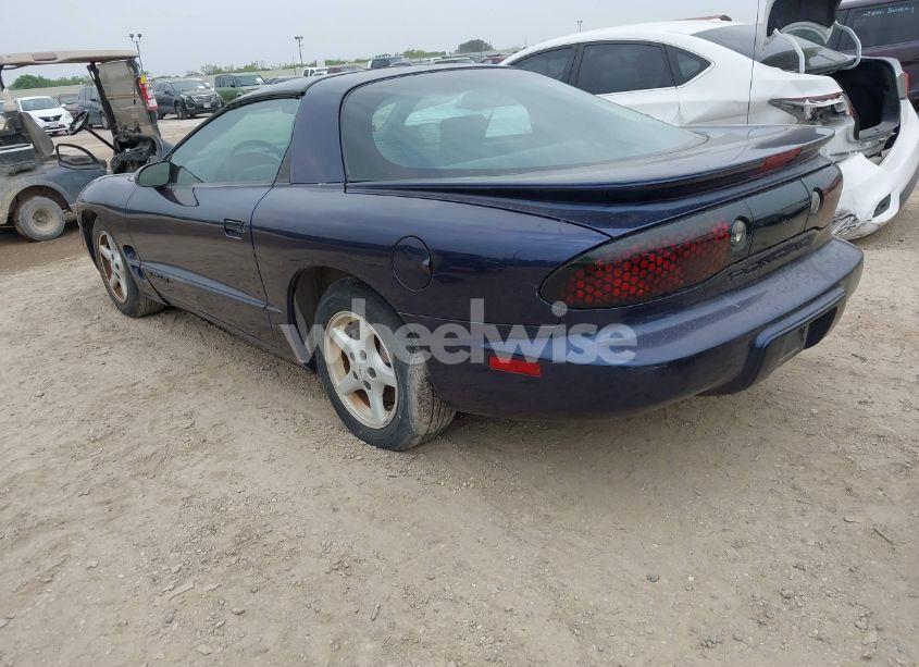 Photo 3 of 1999 Pontiac Firebird N/A (VIN 2G2FS22K2X2232076)