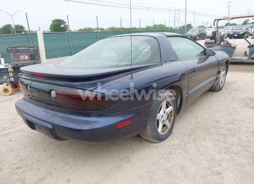 Photo 4 of 1999 Pontiac Firebird N/A (VIN 2G2FS22K2X2232076)