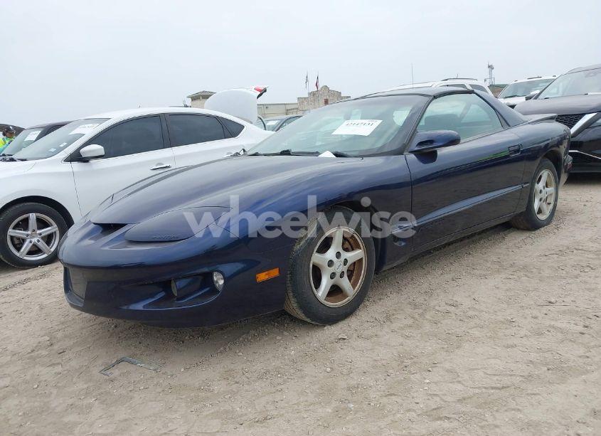Photo 6 of 1999 Pontiac Firebird N/A (VIN 2G2FS22K2X2232076)