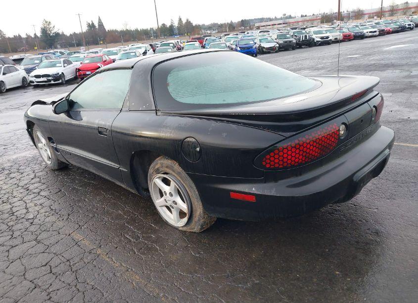 Photo 3 of 2000 Pontiac Firebird N/A (VIN 2G2FS22K7Y2140141)