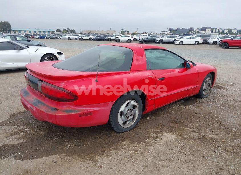 Photo 4 of 1995 Pontiac Firebird N/A (VIN 2G2FS22K8S2253829)