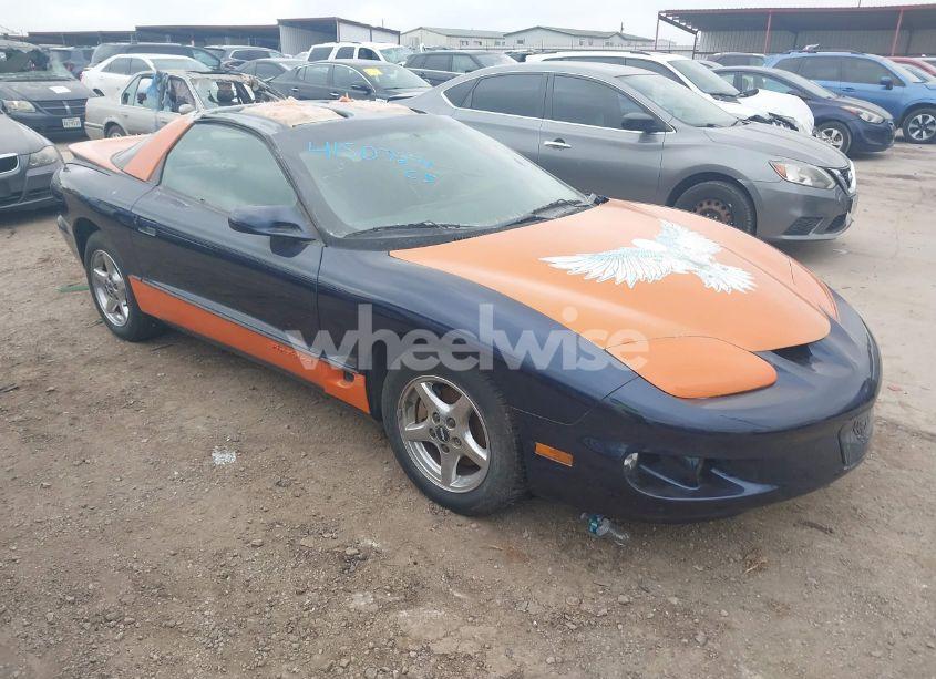 2000 Pontiac Firebird N/A (VIN 2G2FS22K8Y2128225) main photo