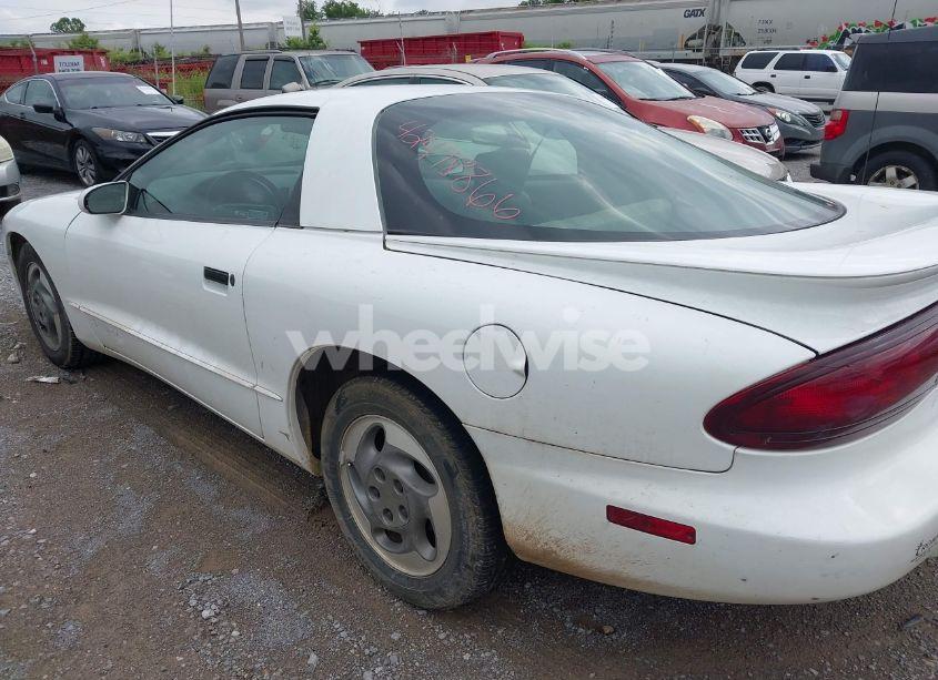 Photo 3 of 1994 Pontiac Firebird N/A (VIN 2G2FS22S9R2221658)