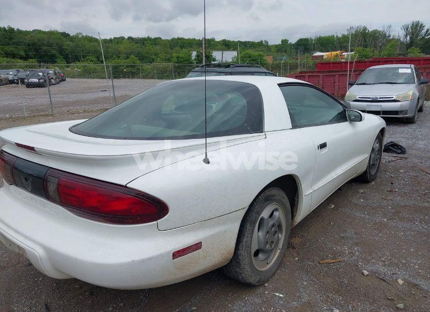 Photo 4 of 1994 Pontiac Firebird N/A (VIN 2G2FS22S9R2221658)