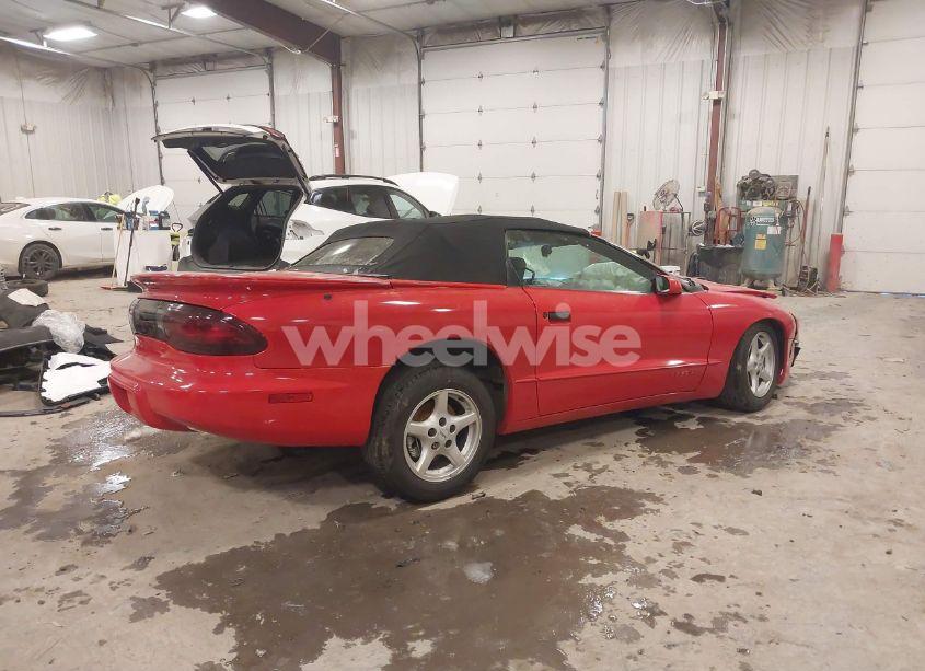 Photo 4 of 1997 Pontiac Firebird N/A (VIN 2G2FS32K0V2225422)