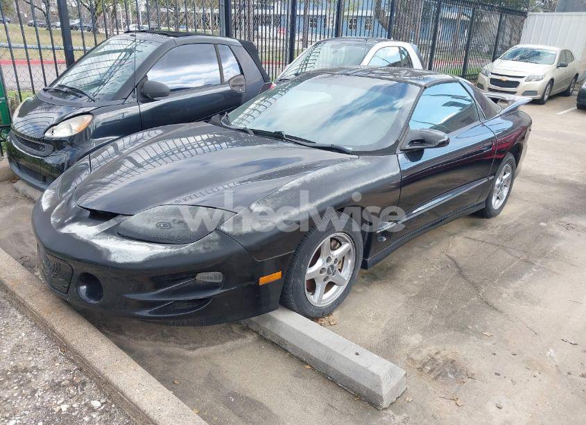 Photo 2 of 2000 Pontiac Firebird FORMULA/TRANS AM (VIN 2G2FV22G1Y2104657)