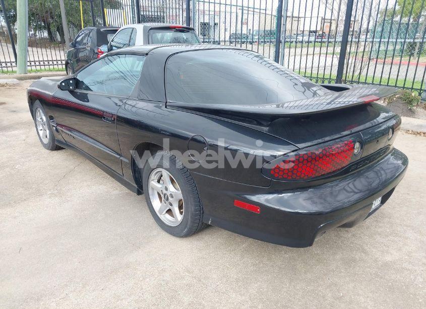 Photo 3 of 2000 Pontiac Firebird FORMULA/TRANS AM (VIN 2G2FV22G1Y2104657)