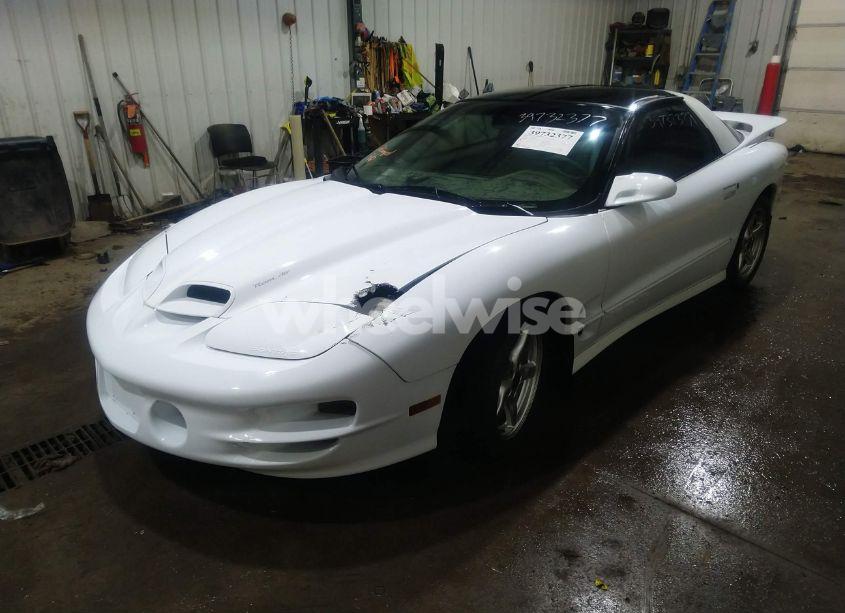 Photo 2 of 1998 Pontiac Firebird TRANS AM (VIN 2G2FV22GXW2225829)