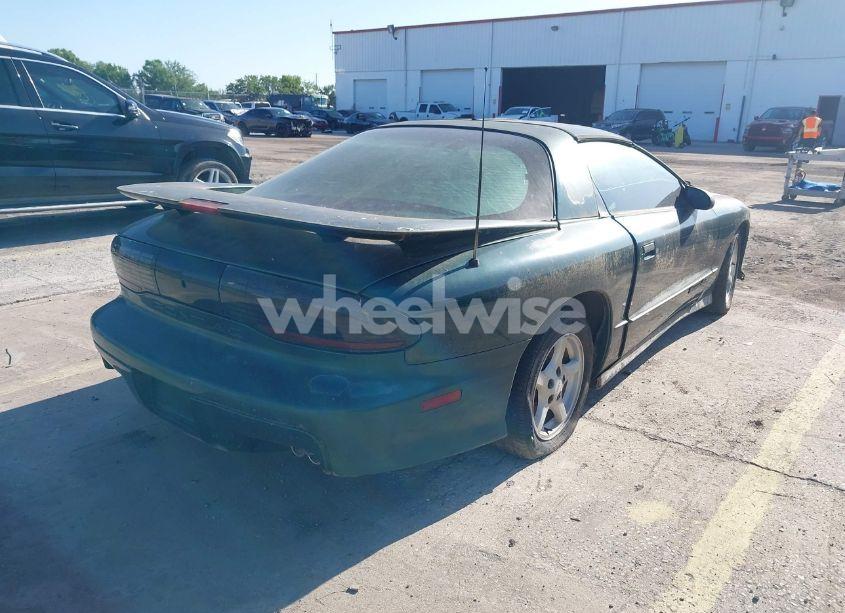 Photo 4 of 1996 Pontiac Firebird FORMULA/TRANS AM (VIN 2G2FV22P5T2221912)