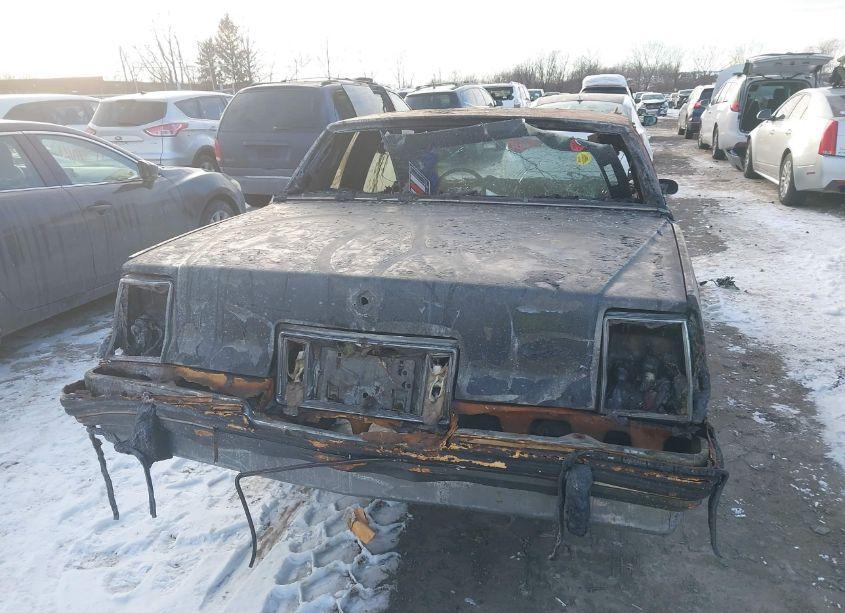 Photo 12 of 1986 Pontiac Grand PRIX LE (VIN 2G2GK37H2G2274061)