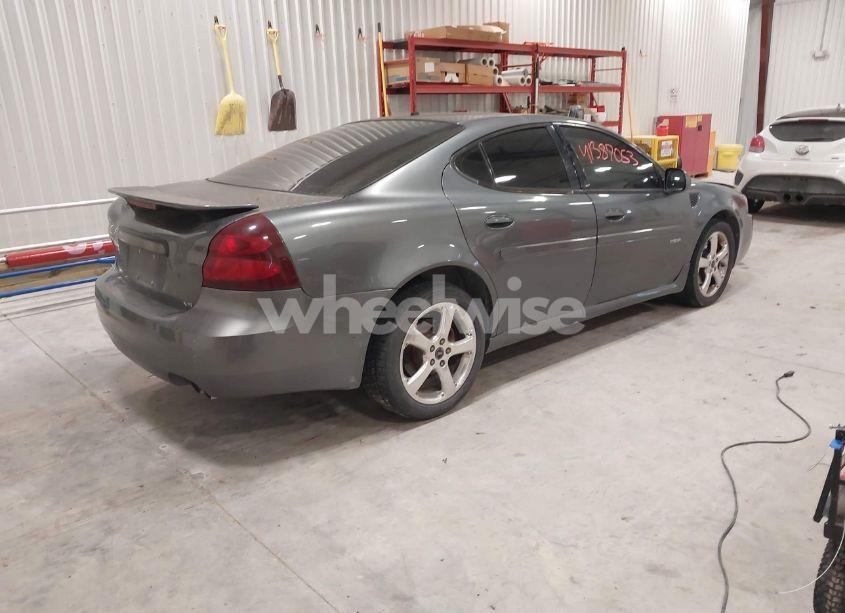 Photo 4 of 2005 Pontiac Grand PRIX GXP (VIN 2G2WC52C851345847)