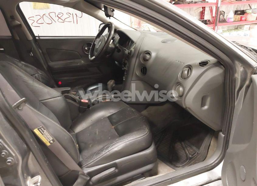 Photo 5 of 2005 Pontiac Grand PRIX GXP (VIN 2G2WC52C851345847)