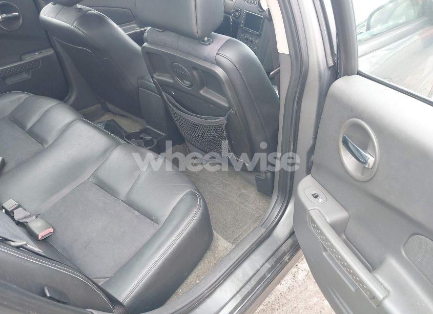 Photo 8 of 2005 Pontiac Grand PRIX GXP (VIN 2G2WC54C351328791)