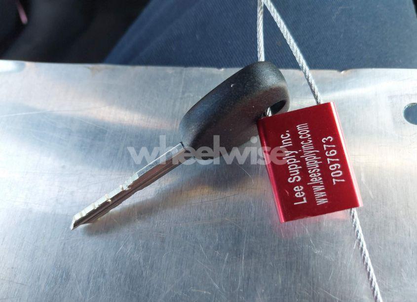 Photo 11 of 2004 Pontiac Grand PRIX GT1 (VIN 2G2WP522041126701)