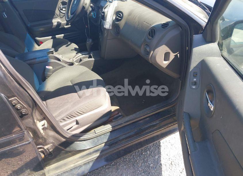 Photo 5 of 2004 Pontiac Grand PRIX GT1 (VIN 2G2WP522141282827)