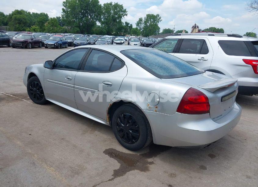 Photo 3 of 2004 Pontiac Grand PRIX GT1 (VIN 2G2WP522141290362)