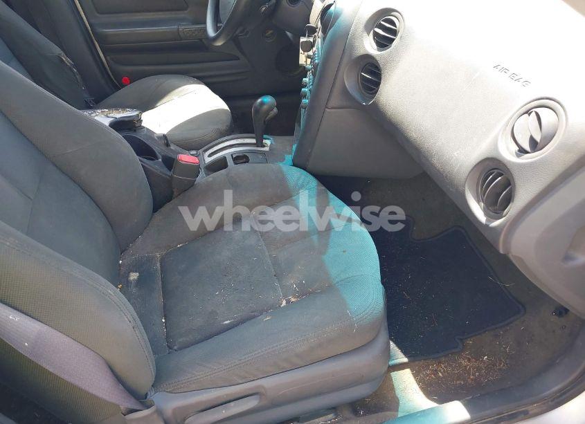 Photo 5 of 2004 Pontiac Grand PRIX GT1 (VIN 2G2WP522441295782)