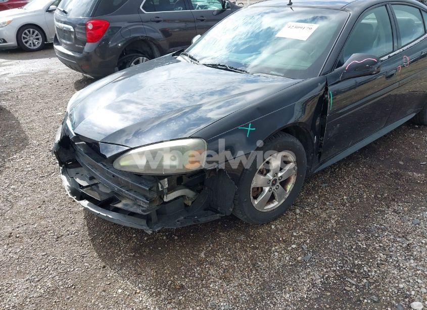 Photo 6 of 2005 Pontiac Grand PRIX (VIN 2G2WP522451205984)