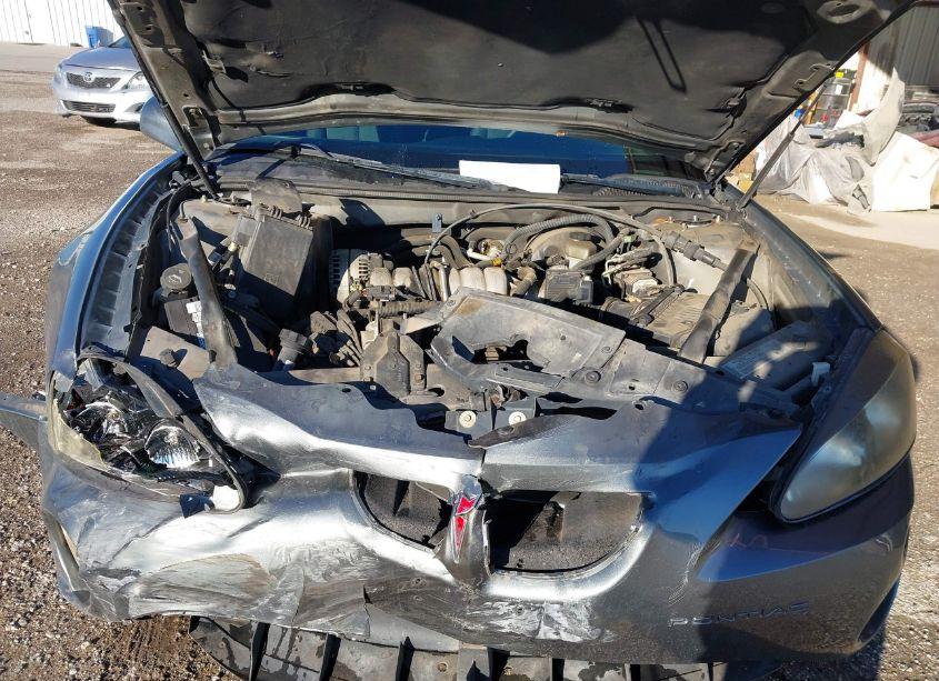 Photo 10 of 2004 Pontiac Grand PRIX GT1 (VIN 2G2WP522541332581)
