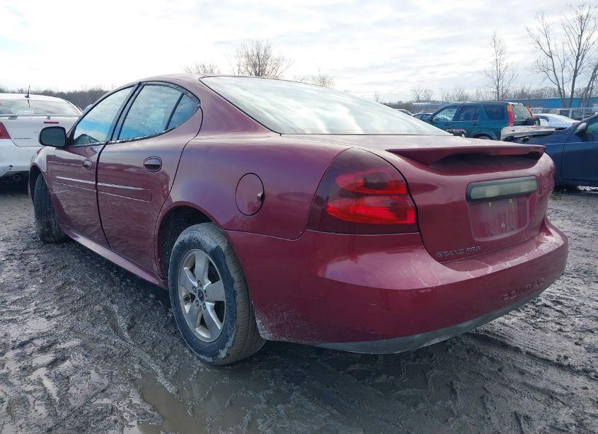Photo 3 of 2005 Pontiac Grand PRIX (VIN 2G2WP522551219358)