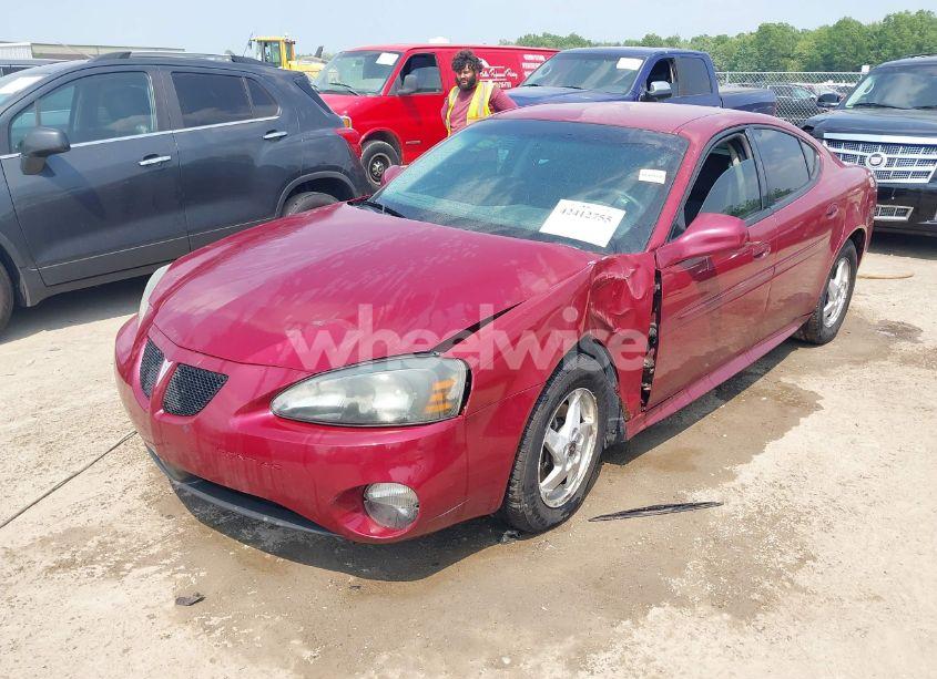 Photo 2 of 2005 Pontiac Grand PRIX (VIN 2G2WP522651204285)