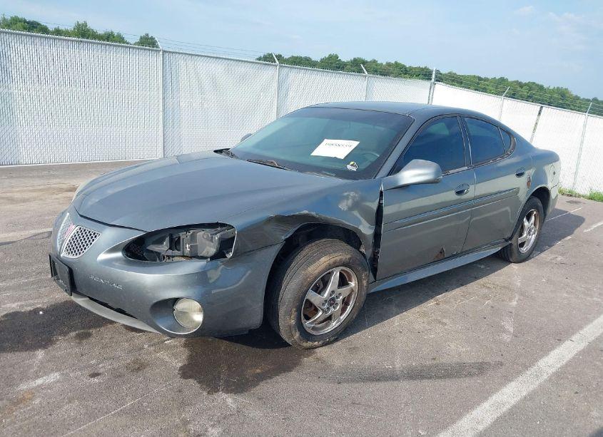 Photo 2 of 2004 Pontiac Grand PRIX GT1 (VIN 2G2WP522841359564)
