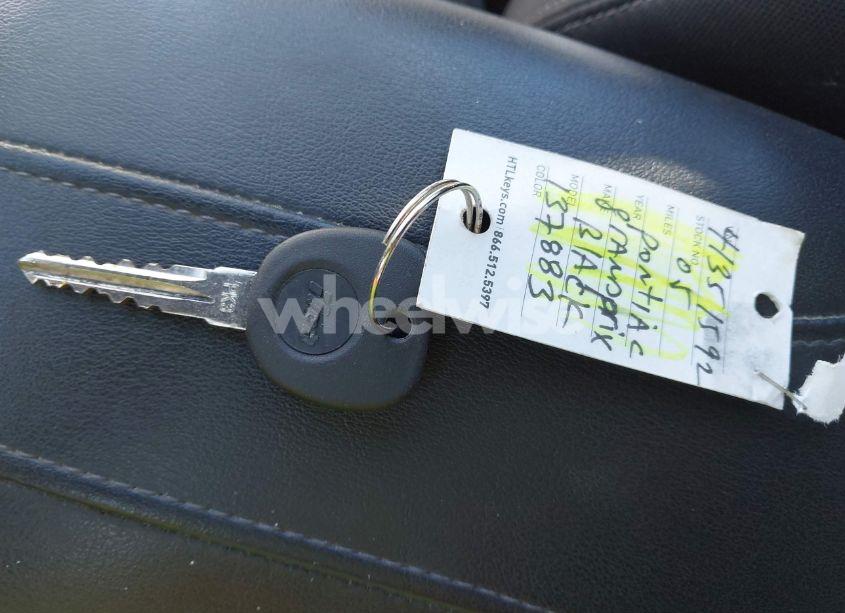 Photo 11 of 2005 Pontiac Grand PRIX (VIN 2G2WP522851137883)