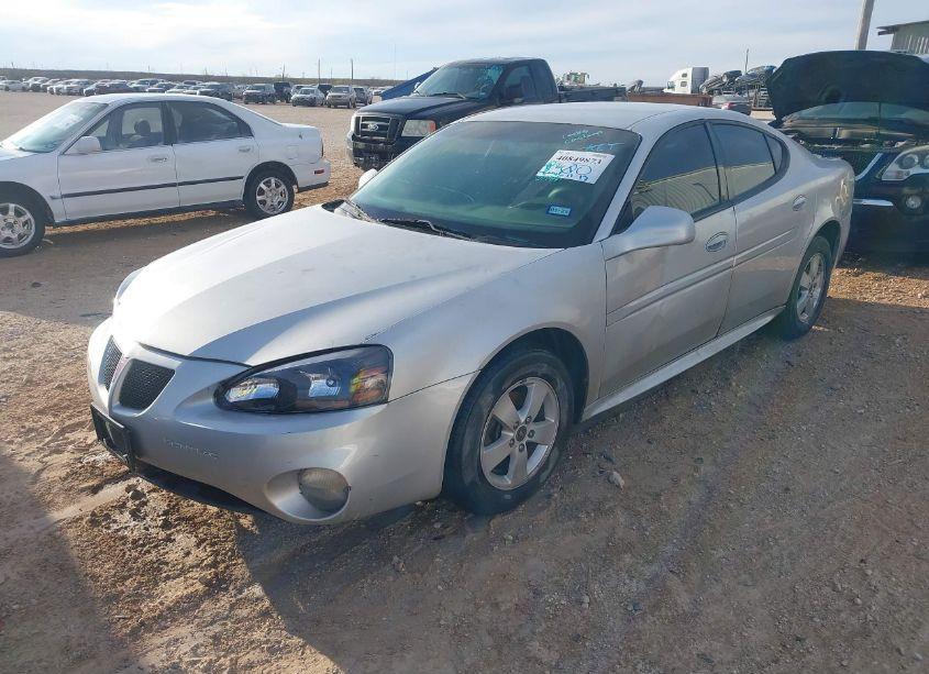 Photo 2 of 2005 Pontiac Grand PRIX (VIN 2G2WP522851145126)