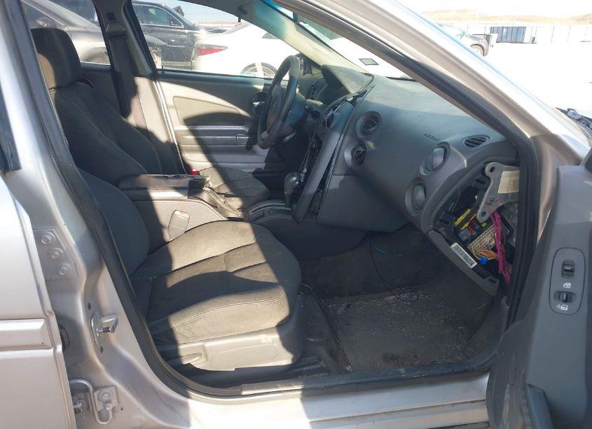 Photo 5 of 2005 Pontiac Grand PRIX (VIN 2G2WP522851145126)