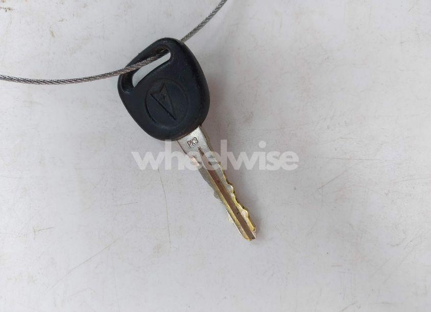 Photo 11 of 2004 Pontiac Grand PRIX GT1 (VIN 2G2WP522941184242)