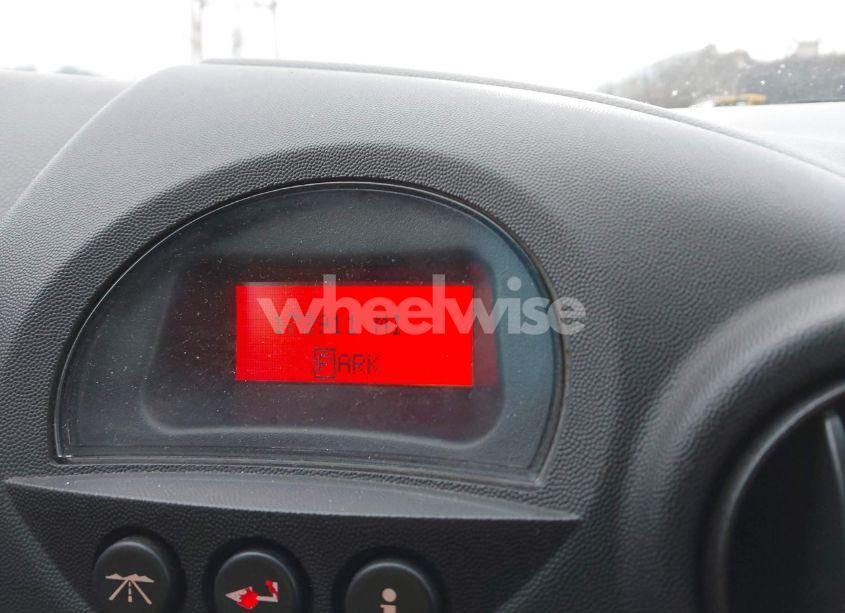 Photo 7 of 2005 Pontiac Grand PRIX (VIN 2G2WP522951142512)