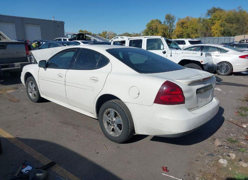 Photo 3 of 2005 Pontiac Grand PRIX (VIN 2G2WP522951213806)