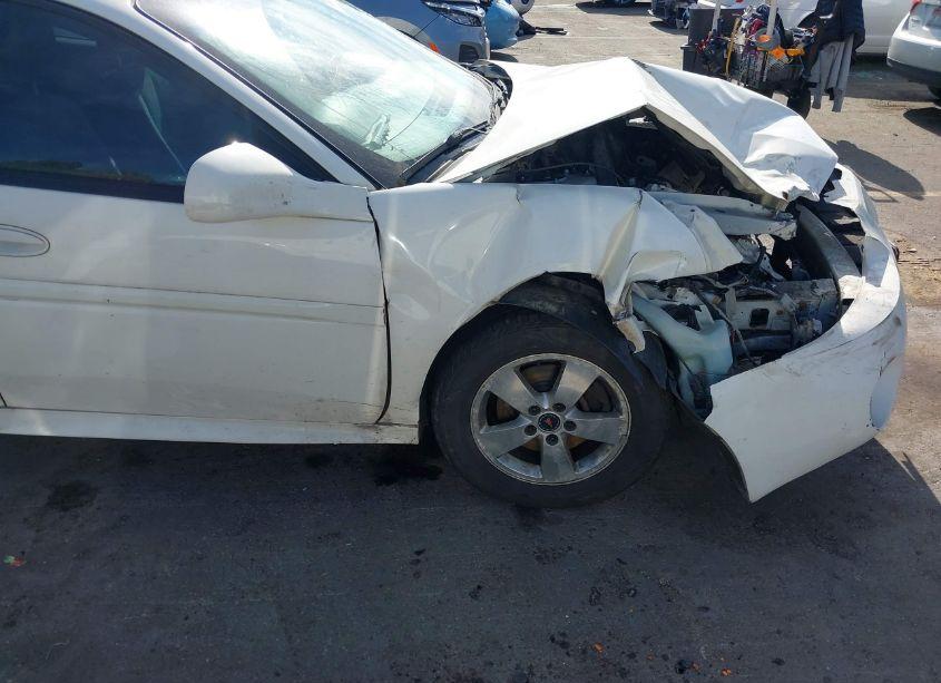 Photo 6 of 2005 Pontiac Grand PRIX (VIN 2G2WP522951213806)