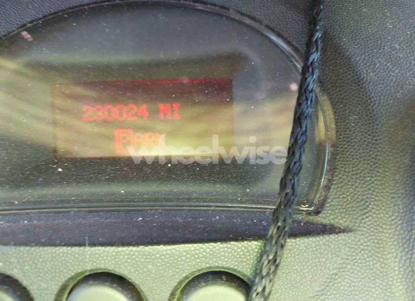 Photo 7 of 2005 Pontiac Grand PRIX (VIN 2G2WP522951243923)