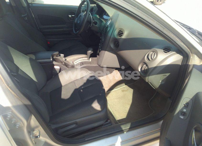 Photo 5 of 2004 Pontiac Grand PRIX GT1 (VIN 2G2WP522X41298962)