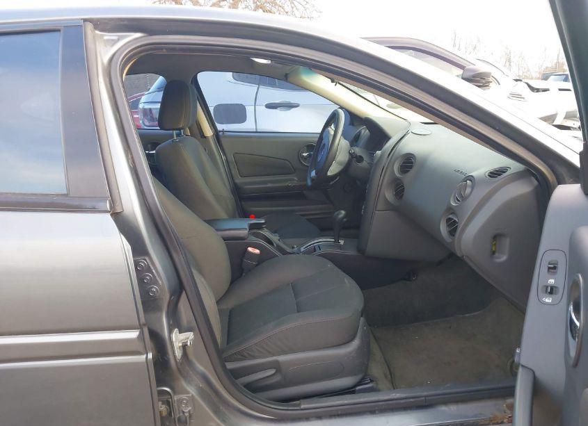 Photo 5 of 2004 Pontiac Grand PRIX GT1 (VIN 2G2WP522X41363812)